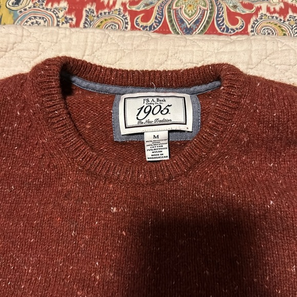 Jos A Banks 1905 sweater with elbow patches burnt orange - Picture 2 of 3